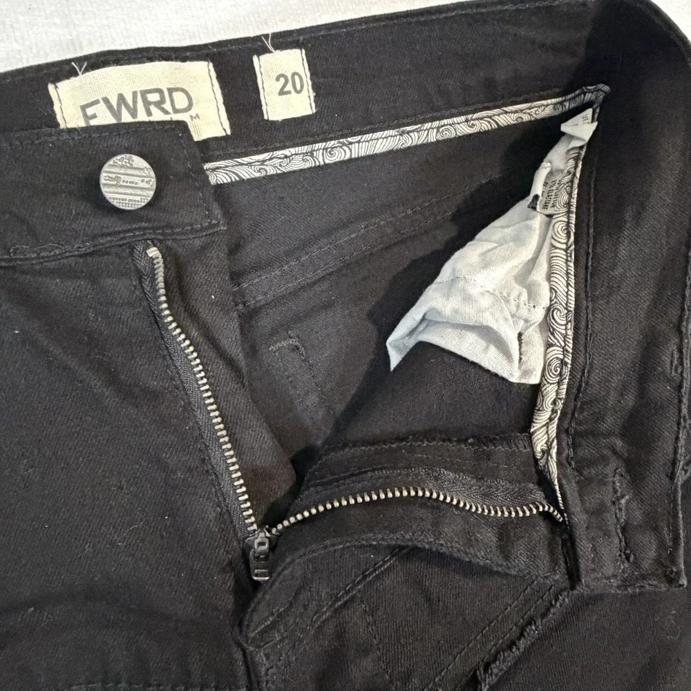FWRD Denim Black Distressed Frayed Stacked Raw Edge Straight Slim Leg‎ Sz 30